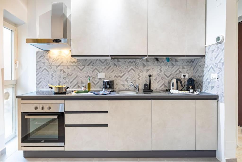 Old Town-Porta Susa Free Parking Modern Flat X6 Apartment Turin Ngoại thất bức ảnh