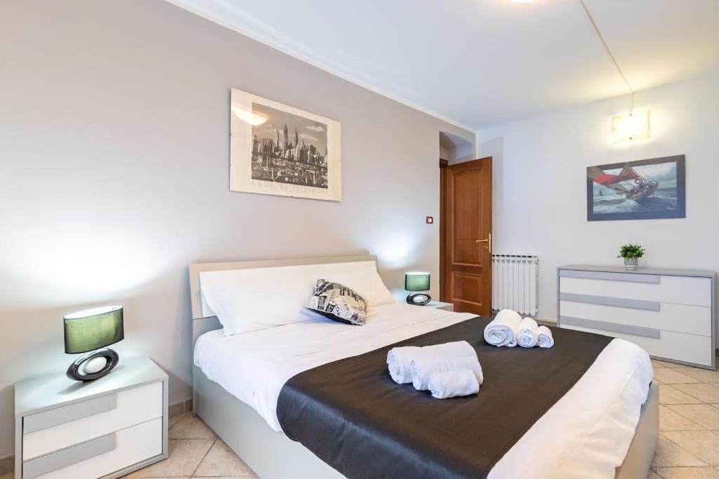 Old Town-Porta Susa Free Parking Modern Flat X6 Apartment Turin Ngoại thất bức ảnh